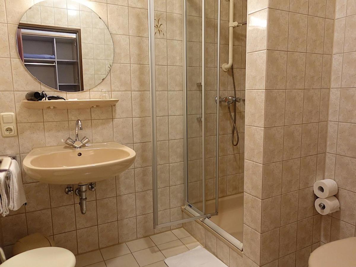 Parkhotel Wuerselen 부르셀렌 외부 사진
